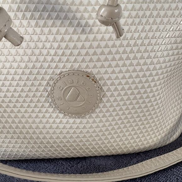 Vintage 1983 Liz Claiborne Drawstring Bucket Shoulder Bag Cream & Tan Triangles - Picture 6 of 15